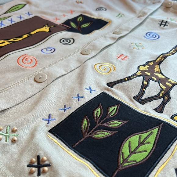 Onque giraffe cardigan. Like new condition. Embroidered, beaded. Miss Frizzle! - Picture 10 of 10